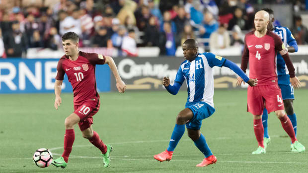 pulisic-bradley-mailbag-usmnt.jpg